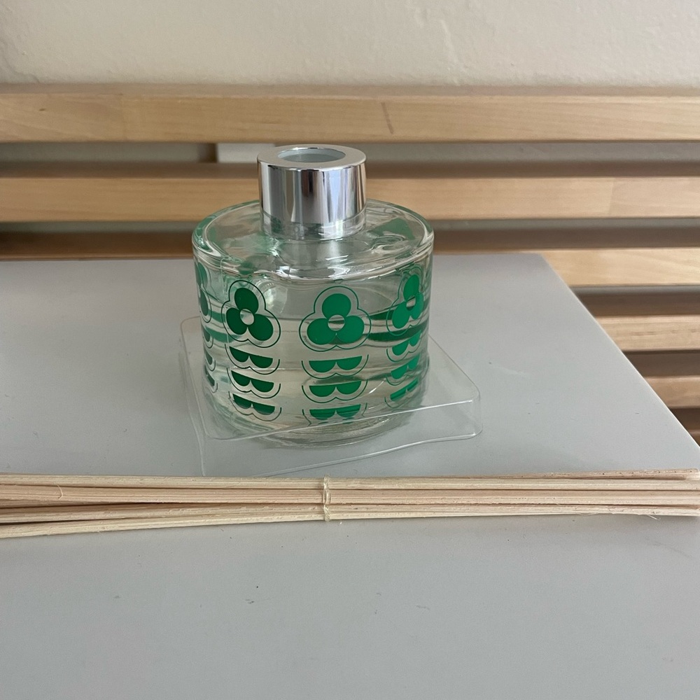 Morning Dew Reed Diffuser Brand New In Box - Picture 3 of 5